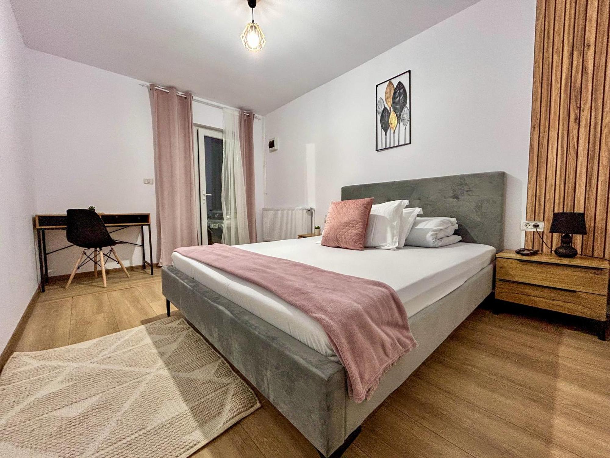 מלון פוינה מרולוי Casa Irinei מראה חיצוני תמונה